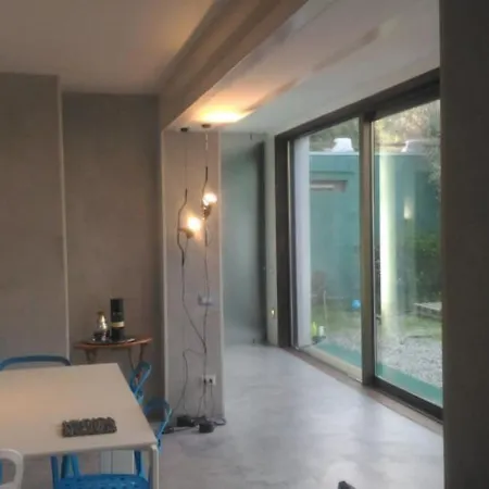 Via Romagna 6 P6091 * سانتا تيريزا غالّورا