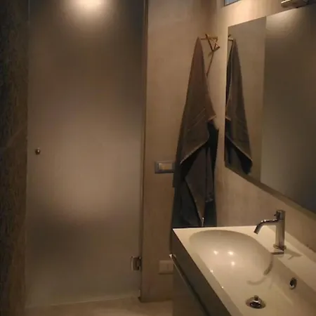 Via Romagna 6 P6091